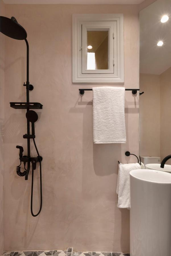 Acropolis Villa 3Br 9Ppl 10 Minutes Metro&Museum Athen Eksteriør billede