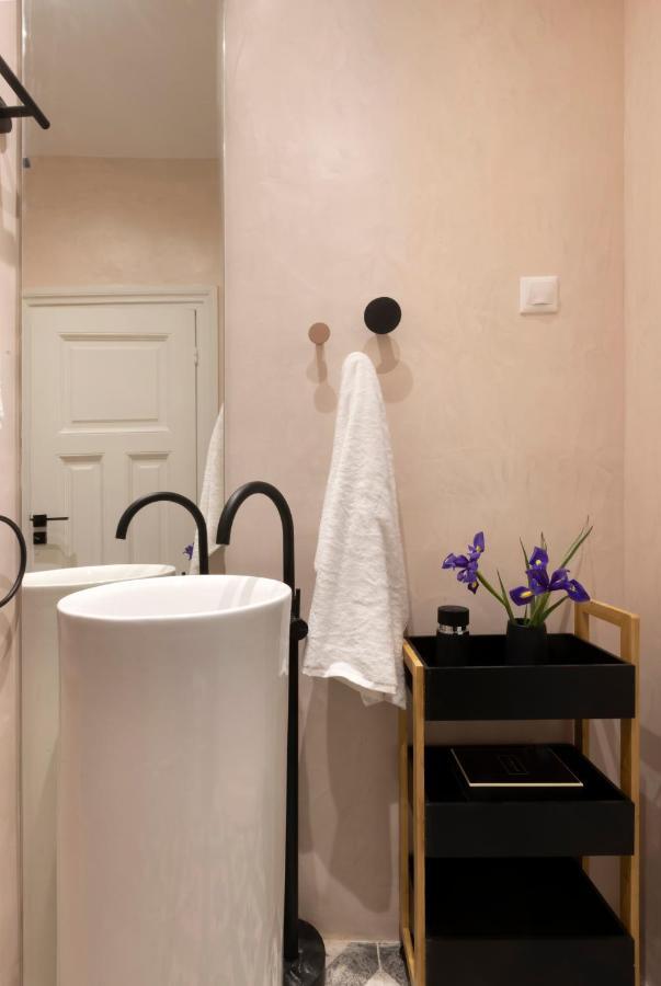 Acropolis Villa 3Br 9Ppl 10 Minutes Metro&Museum Athen Eksteriør billede